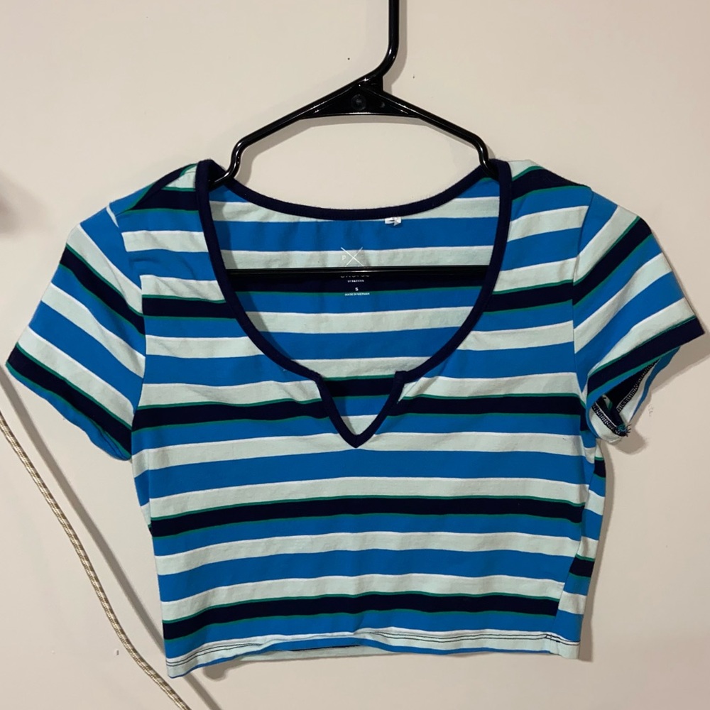 Basics Crop Tee